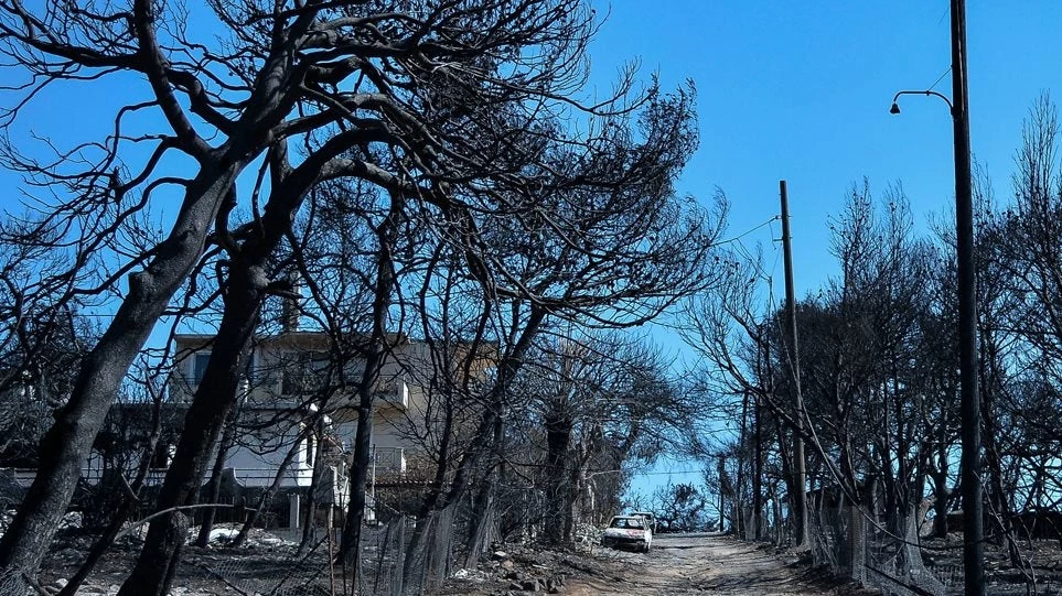 Φωτιά στο Μάτι: Στους 95 οι νεκροί – Πέθανε 63χρονος στο ΚΑΤ
